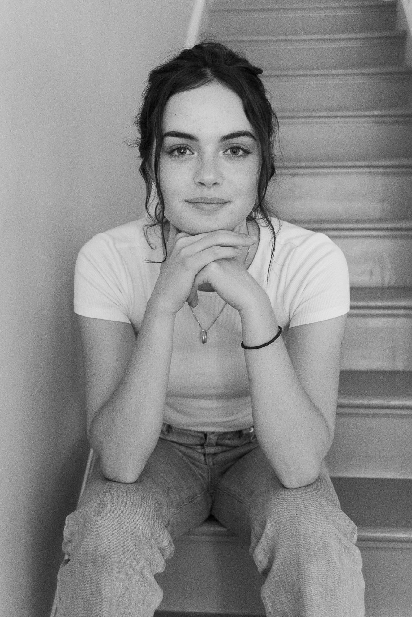 Natural editorial portrait by Lucy Rappolt