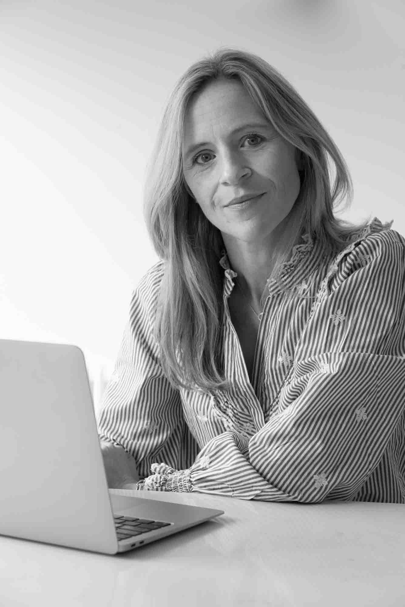 Natural business portrait by Lucy Rappolt